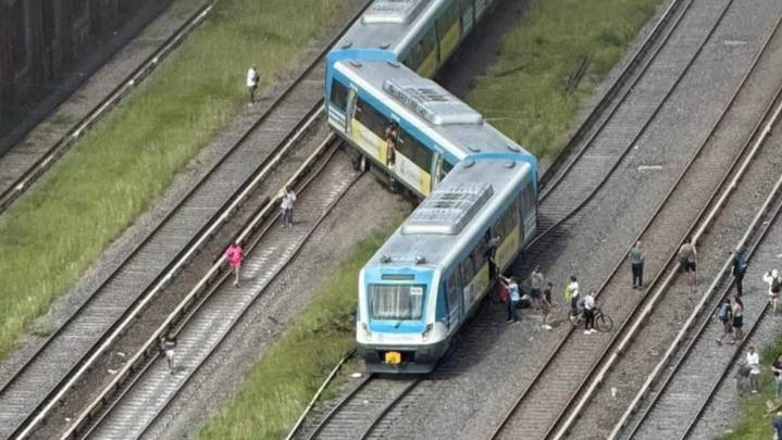 Descarriló el Tren Sarmiento en Liniers: 20 pasajeros heridos