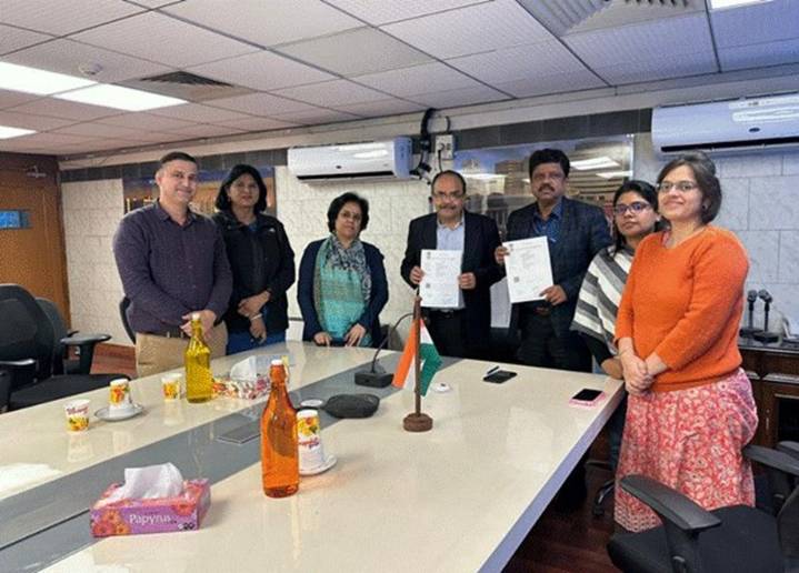 VMMC and CARI Sign MoU to Pioneer Integrative Menopause Care via Ayurveda