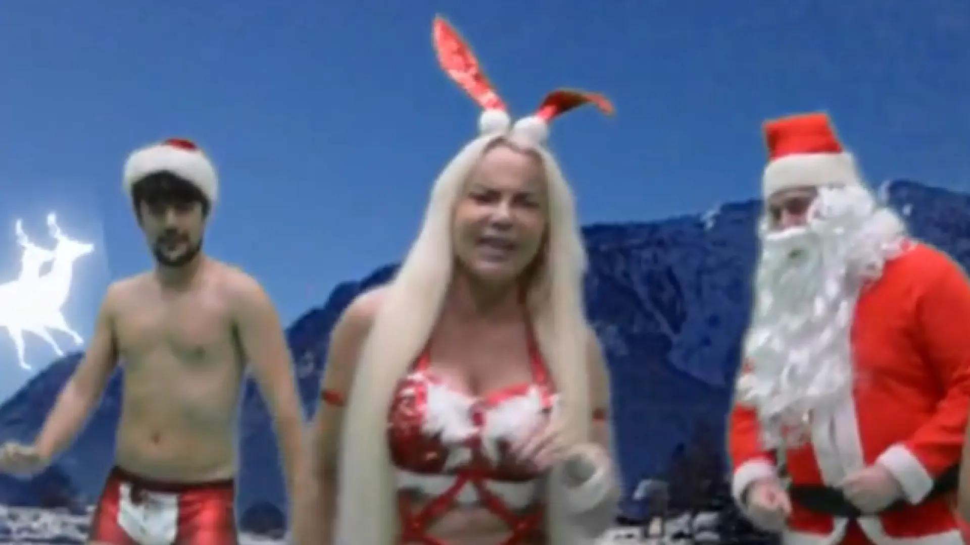 El escalofriante nuevo villancico de Leticia Sabater a ritmo de reguetón para 2025: "Ponme el rabo atrás"