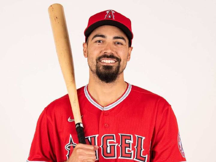 Anthony Rendón y los Angels negocian rescindir el contrato rumbo a 2026