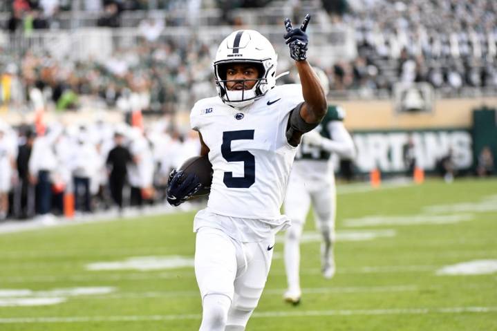 Penn State snaps losing streak, retains trophy with win over Michigan State