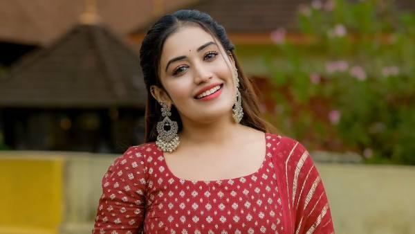 Anumol crowned winner of Bigg Boss Malayalam Season 7