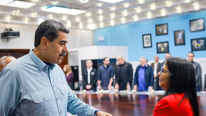 Maduro replica que "no van a poder con Venezuela" y evita hablar del 'Cártel de los Soles'
