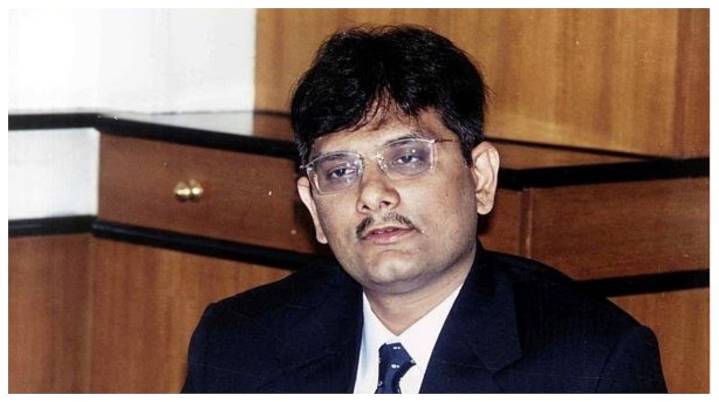 Special Court In Mumbai Permits  Former Stockbroker & Scammer To Travel Abroad After Depositing ₹27.06 Crore Dues With SEBI