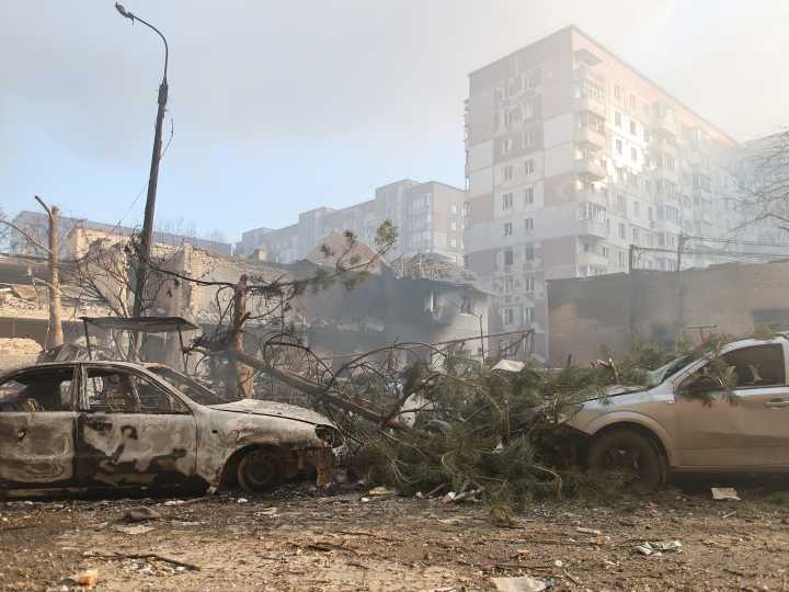 Ceder territorio a Rusia, achicar el ejército y abandonar ciertas armas: qué dice el polémico plan de paz para Ucrania que negocia Donald Trump