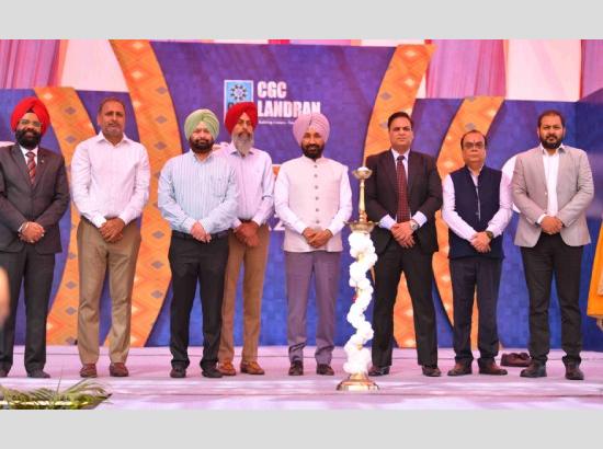 Parivartan 2025 begins at CGC Landran blending technology, talent and tradition [ FULL VIEW ]
