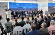 Vendrá un gran fortalecimiento para Saltillo con súper aeropuertos, súper carreteras y tren de pasajeros: Manolo