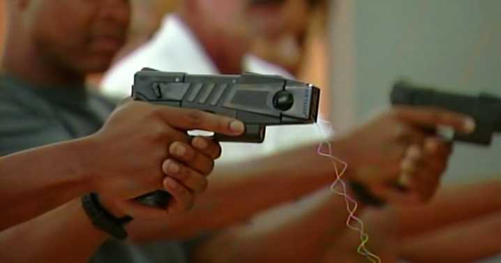 Wake County Sheriff's Office reintroduces Tasers to amid rising 'combative' incidents :: WRAL.com