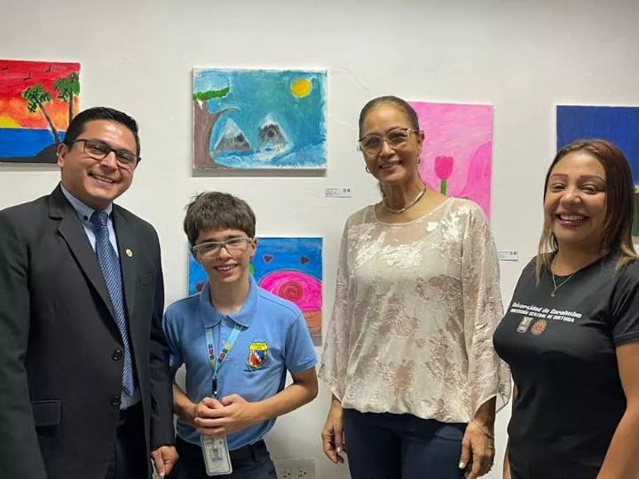 Con más de 40 trabajos se inauguró Expo IDEA en la Galería Luisa Palacios de la UC