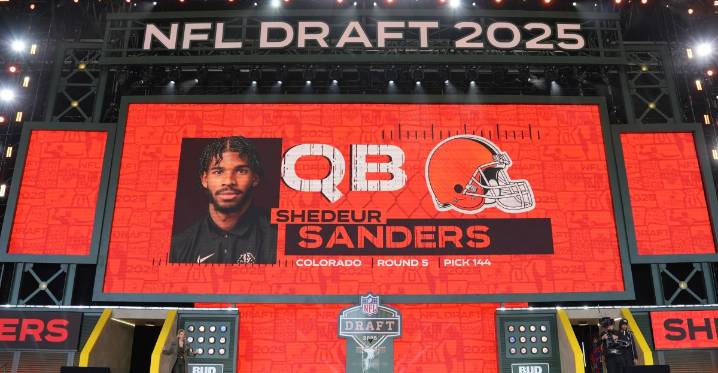 Browns fans: Rooting for victory or NFL draft position in Week 12 vs Raiders