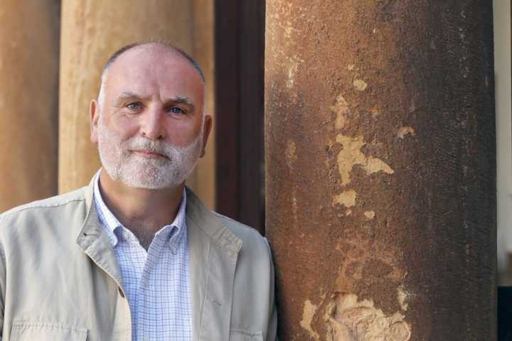 Jose Andrés 'cambia la receta' para construir un mundo mejor en su nuevo libro