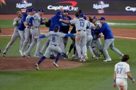 Dodgers beat Toronto 5-4 in 11 innings for second consecutive World Series title