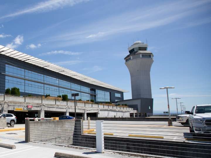 FAA ends flight restrictions at 40 airports after government shutdown ends