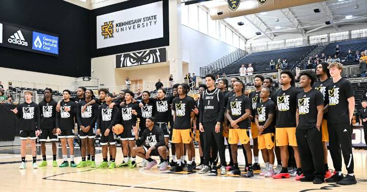 PHOTOS: Kennesaw State falls to South Florida in men's basketball