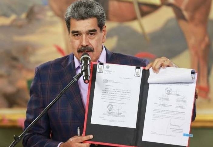 Conoce la Ley del Comando para la Defensa Integral de la Nación firmada por Pdte. Maduro
