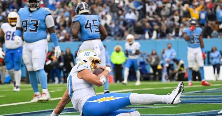 Justin Herbert shakes off a pick-6 as the Chargers beat skidding Titans 27