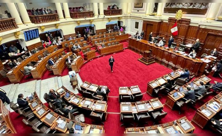 Congreso reemplaza canasta navideña por tarjeta de consumo y planea gasto de hasta S/ 8.5 millones