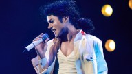 Película biográfica de Michael Jackson debutará en abril de 2026