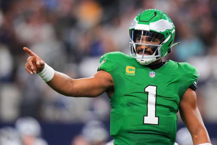 Jalen Hurts promises Eagles will ‘figure out’ offensive issues