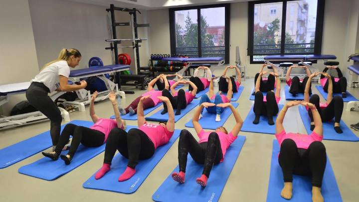 Aliviar el dolor de regla con fisioterapia: objetivo del último ensayo clínica del CEU de Elche
