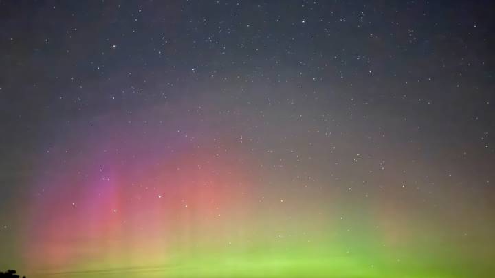 Aurora borealis dazzle skies across the U.S. See photos from readers