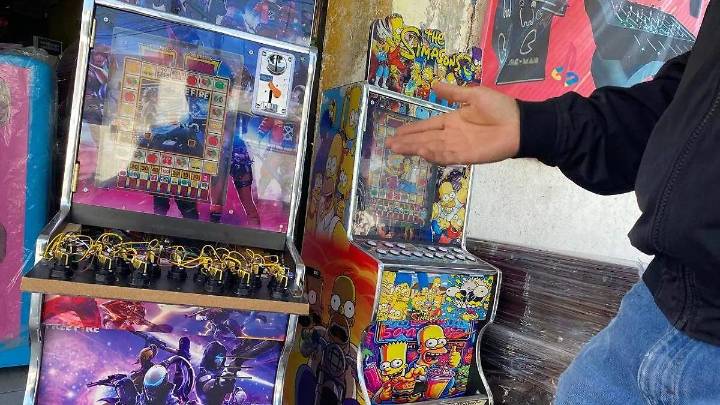 Proliferan tragamonedas en Puebla: el peligro silencioso que engancha a menores a las apuestas