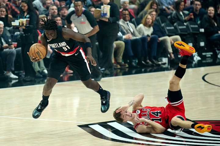 Trail Blazers suffer another buzzer-beating heartbreaker in loss to Chicago Bulls: Rapid Reaction