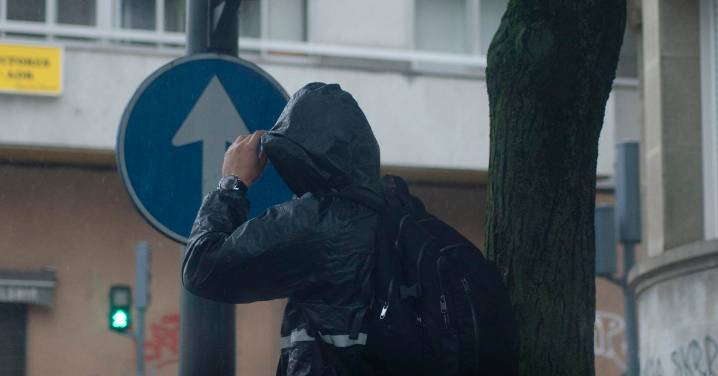 La borrasca Claudia deja varias incidencias en Ourense y castiga Galicia con más de un centenar