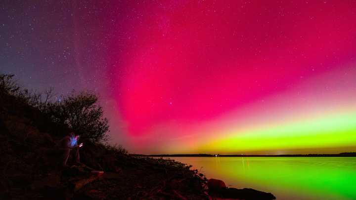 Northern lights may be visible again in Oklahoma tonight. Here's when.