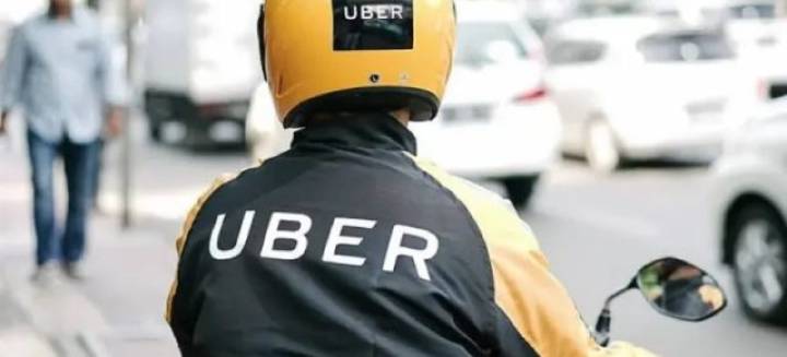 EL MUNICIPIO ASEGURÓ QUE NO PROHIBIRÁ LA ACTIVIDAD DE UBER MOTOS