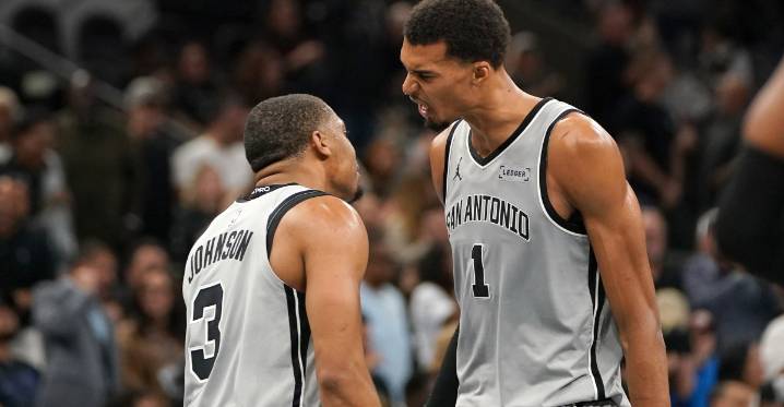 Highlights: Barnes, Champagnie, and Wemby combine for 68 points in NBA Cup win over Rockets