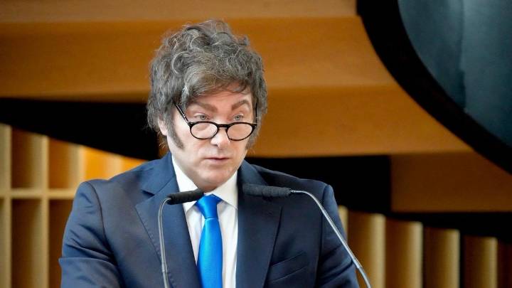 Javier Milei: "No vamos a calmar nuestra vocación reformista; abróchense los cinturones"