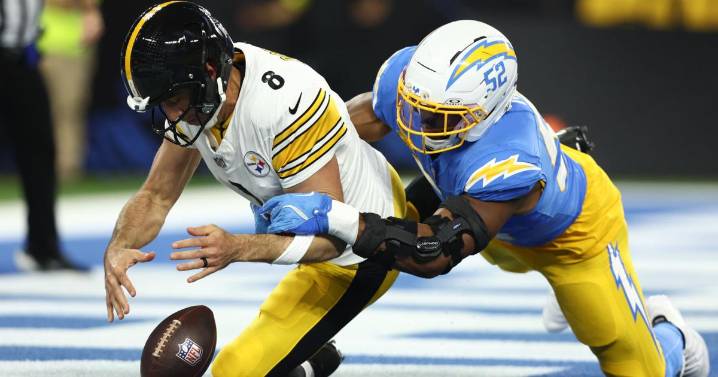 Aaron Rodgers' off night leaves Steelers clinging to AFC North lead as Ravens heat up