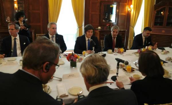 Javier Milei se reunió con empresarios en Nueva York