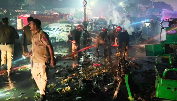 Nation Mourns Red Fort Blast: Leaders Across Demand Probe, Offer Condolences