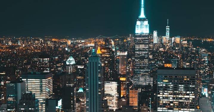 Study suggests bright lights at night raises heart attack and stroke risk