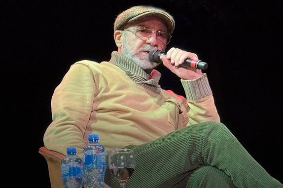 Eric Cantona in Drogheda: How strange to watch Manchester United legend sing for his supper