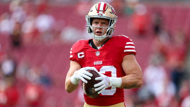 49ers’ Christian McCaffrey breaks incredible Marshall Faulk record
