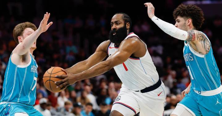 James Harden scores season-high 55 as the Clippers rout the Hornets