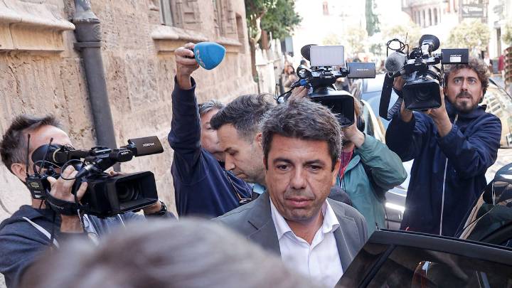 Mazón no acude al pleno de investidura para dar "el máximo protagonismo al candidato"