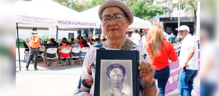 “Me escondí en una tumba vacía y con un palustre cavé hasta encontrar el cadáver de mi esposo en el Calancala”