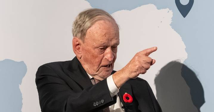 Canada's premiers too quick to override rights: Jean Chretien