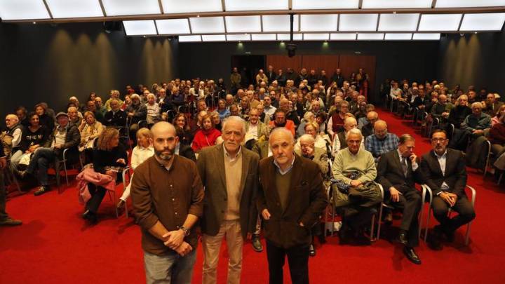 Pedro de Silva presenta sus memorias en La Nueva España: "Jamás consideré una afrenta que me llamaran el Asomáu"