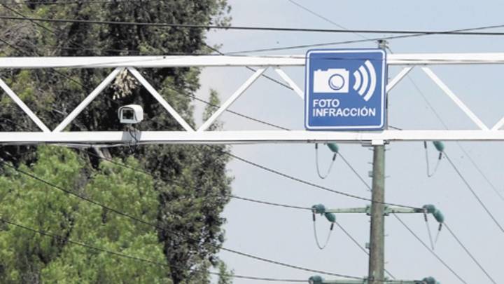 ¿En qué consiste la notificación de fotomultas por correo electrónico en Jalisco?