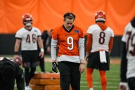 Deadspin | Bengals QB Joe Burrow full participant in practice