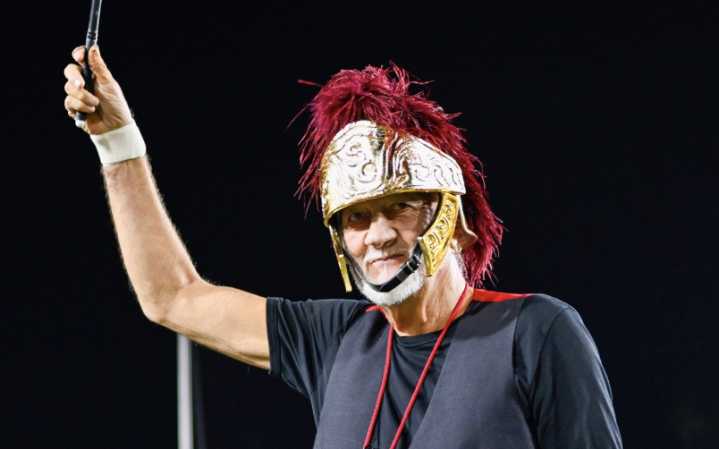 Mick Fleetwood Joins USC Marching Band At Halftime For Fleetwood Mac's Tusk