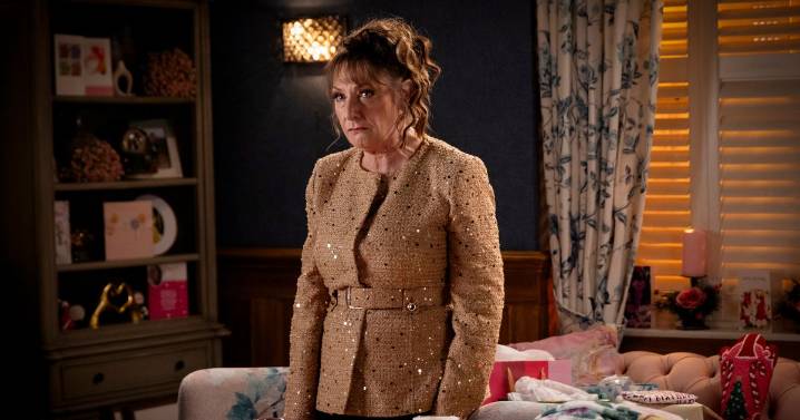 ITV Coronation Street spoilers as special flashback episode to reveal Maggie's true colours