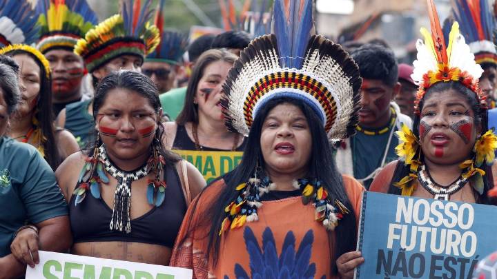 La cumbre del clima alcanza un preacuerdo muy débil para abandonar los combustibles fósiles