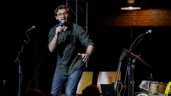 Watch trailer for Charlie Berens' comedy special filmed in Appleton