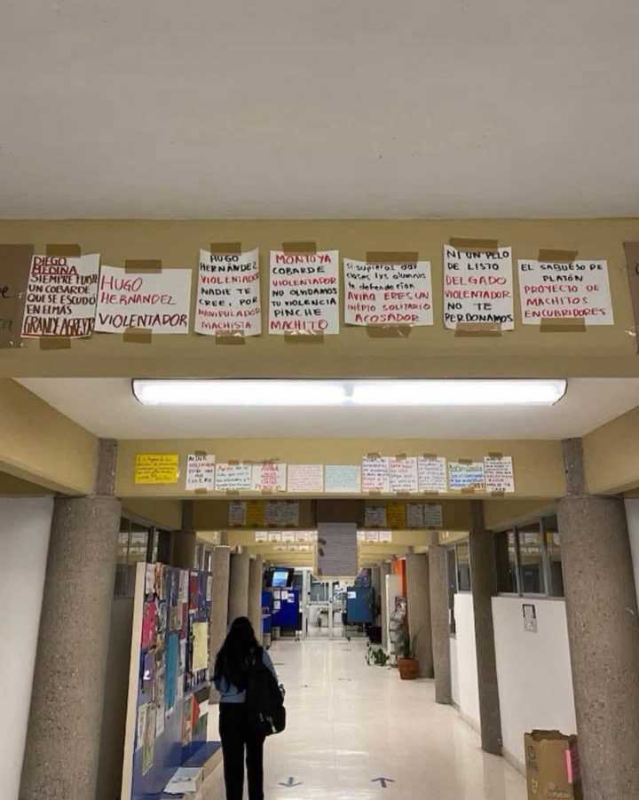 Resurgen protestas contra agresiones a alumnas en UASLP